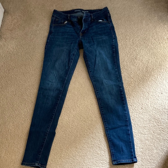 Old Navy Rockstar Dark Wash Skinny Jeans - Picture 2 of 3